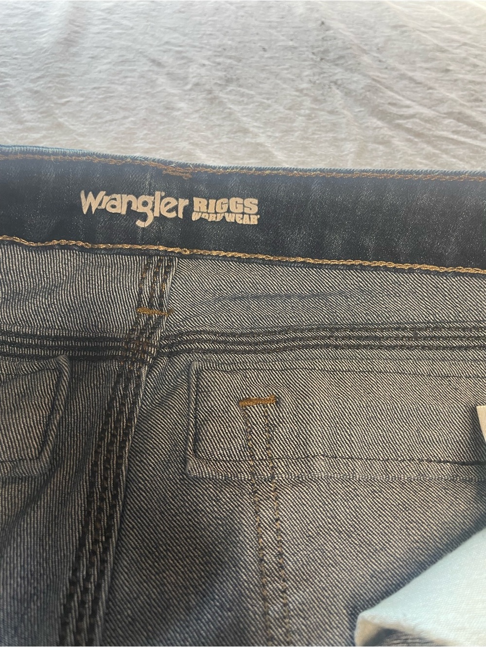 Wrangler 10/30 Women’s Dark Blue Boot-Cut Jeans - Picture 5 of 10